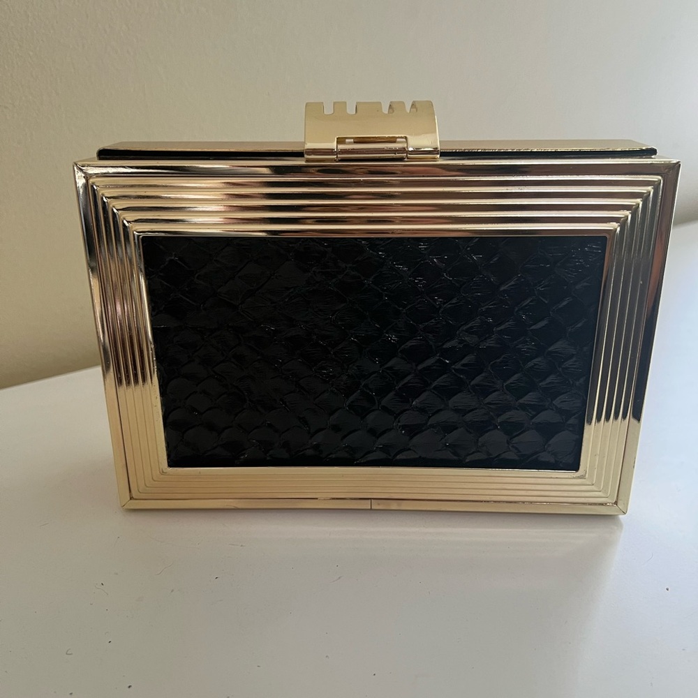 Chic Designer Black and Gold Clutch - Picture 8 of 11
